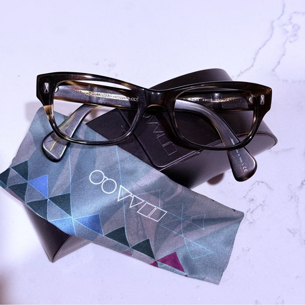 Beautiful Oliver Peoples Glasses!!